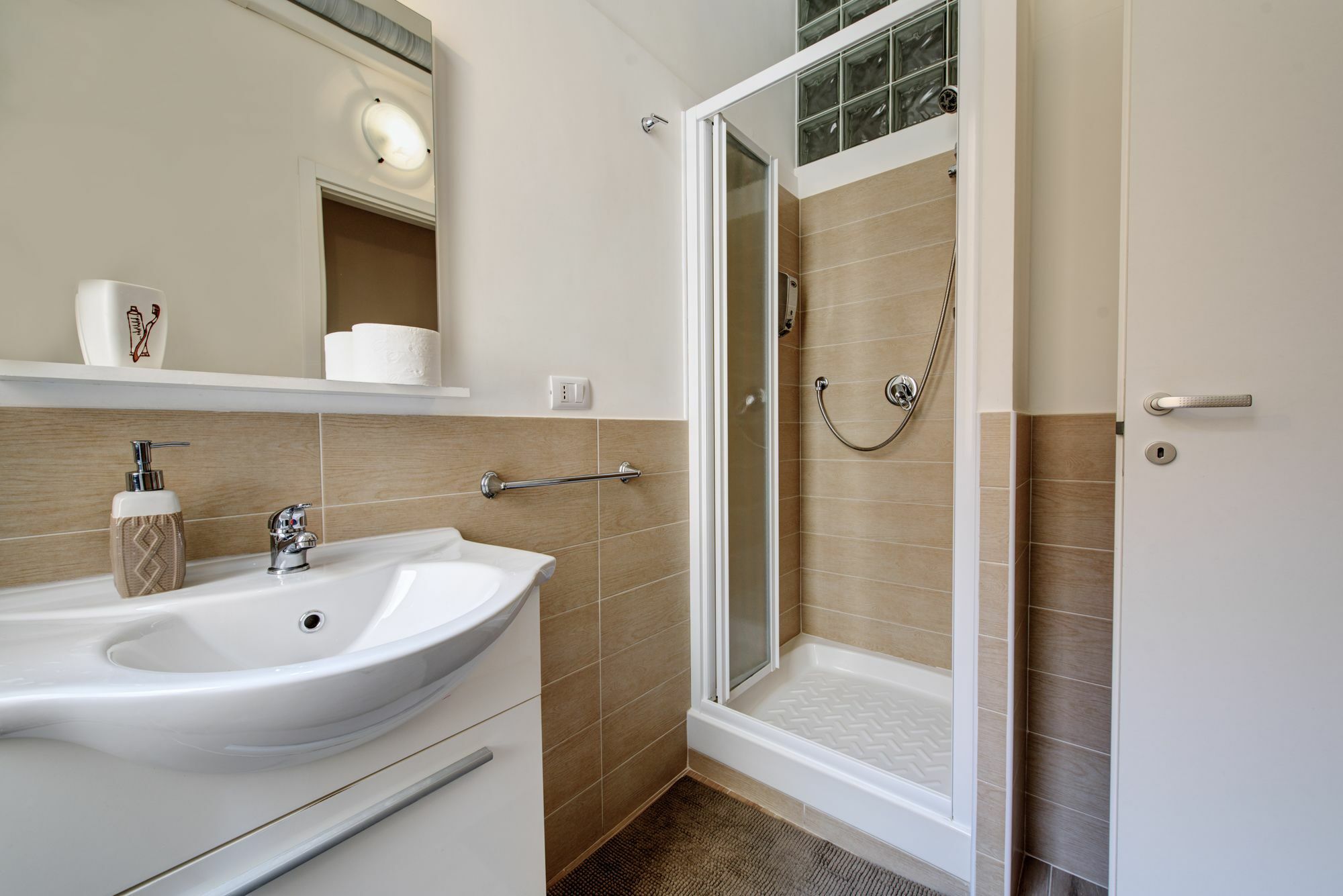 Ad Hoc Guest House روما المظهر الخارجي الصورة